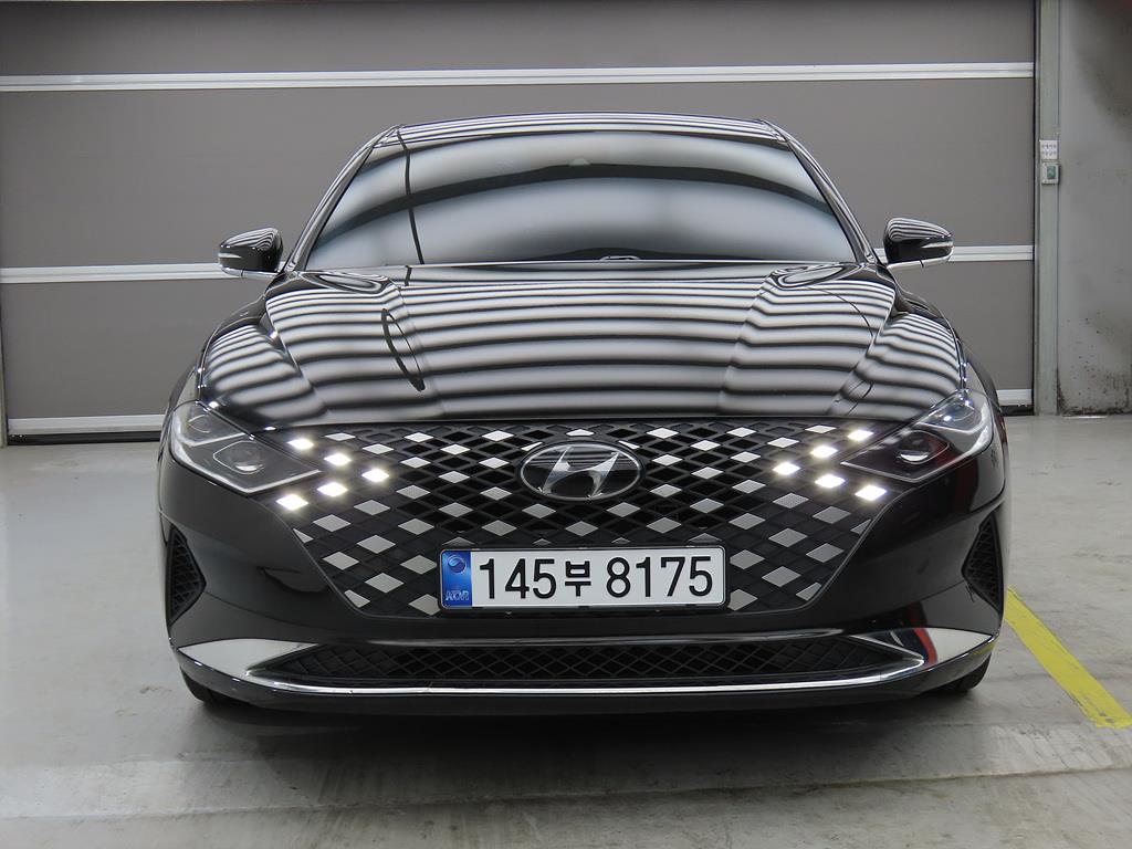 HYUNDAI Grandeur - Vista 2