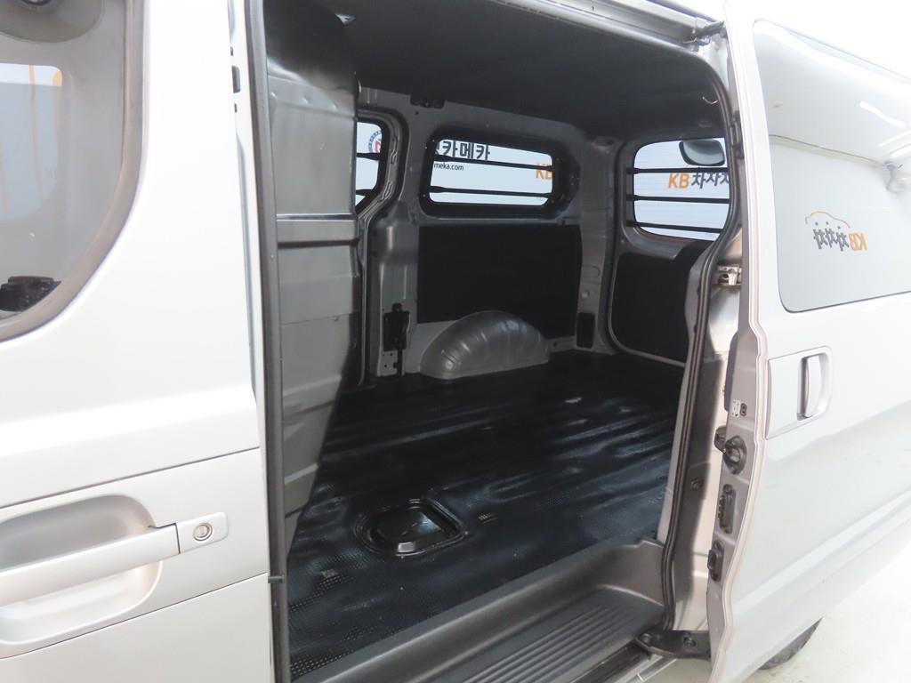 HYUNDAI Starex 2020 - Importación desde Corea - HF Imports Iquique - Foto 16