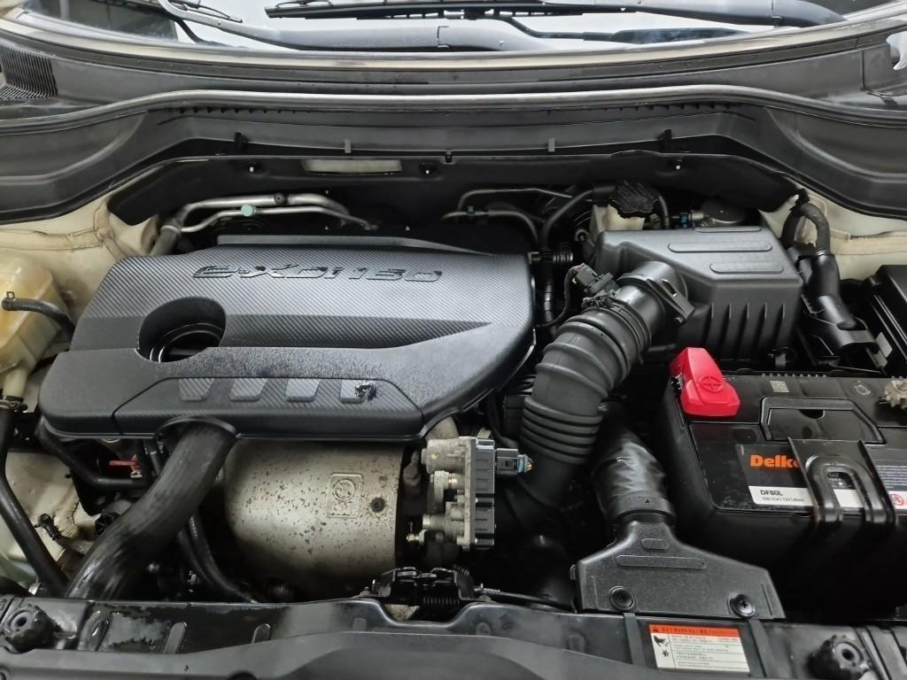 Ssangyong Tivoli 2016 Blanco - Importación desde Corea - HF Imports Iquique - Foto 17