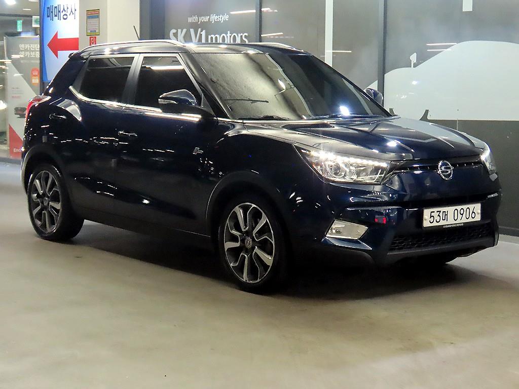 Ssangyong Tivoli 2016 Azul - Importación desde Corea - HF Imports Iquique - Foto 1