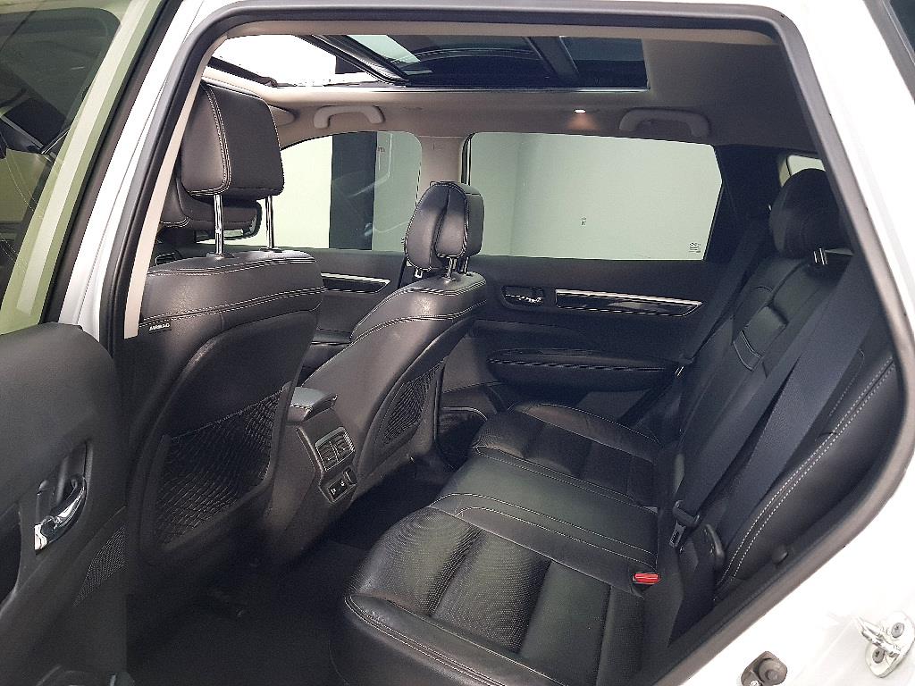 SAMSUNG QM6 - Vista 9