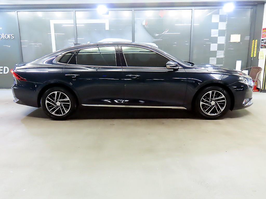 HYUNDAI Grandeur - Vista 3