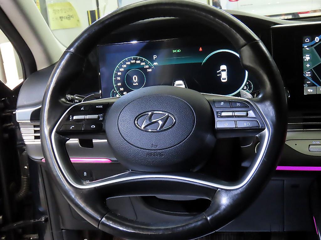 HYUNDAI Grandeur - Vista 8