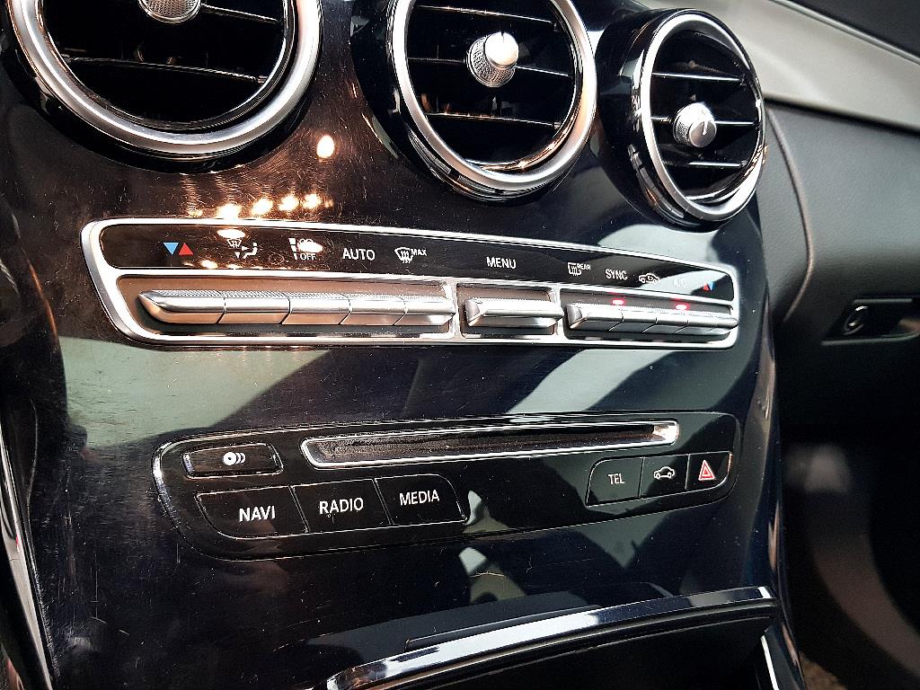 Mercedes Benz C Class - Vista 12