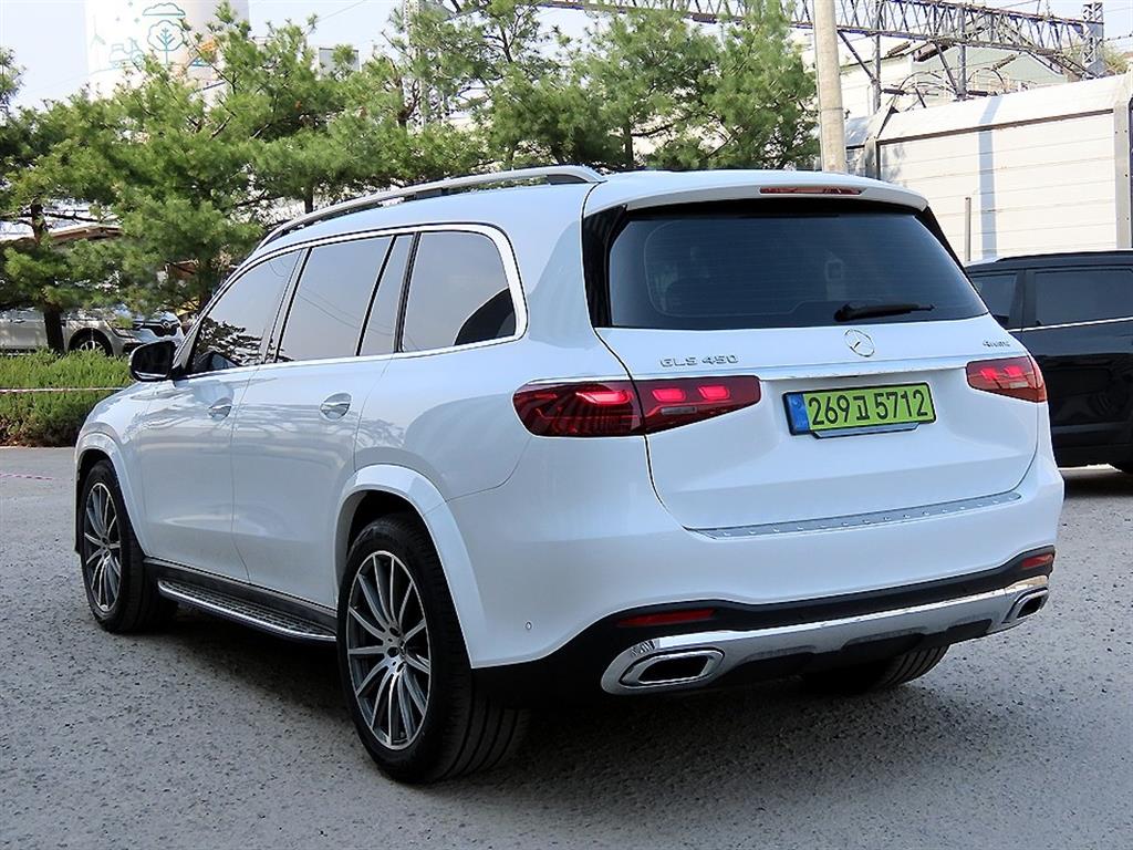 Mercedes Benz GLS Class - Vista 3