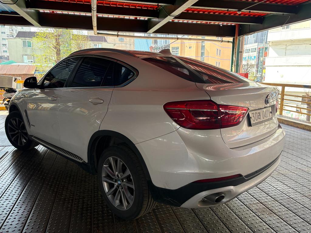 BMW X6 - Vista 2