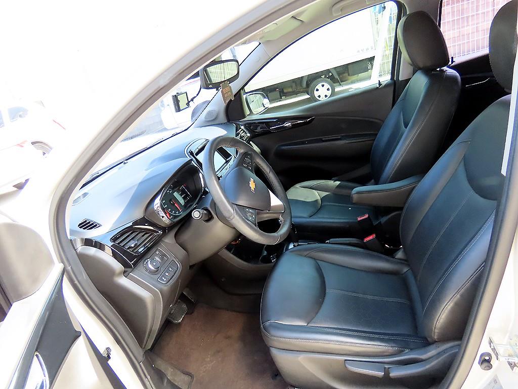 Chevrolet Spark - Vista 5