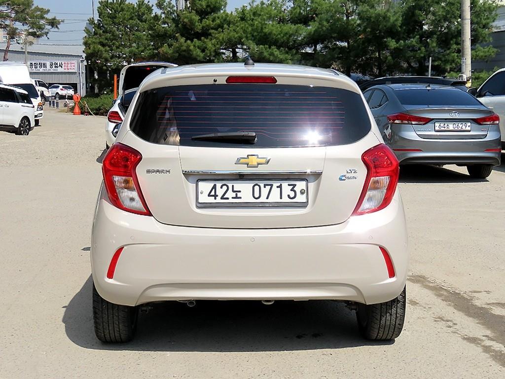 Chevrolet Spark - Vista 4