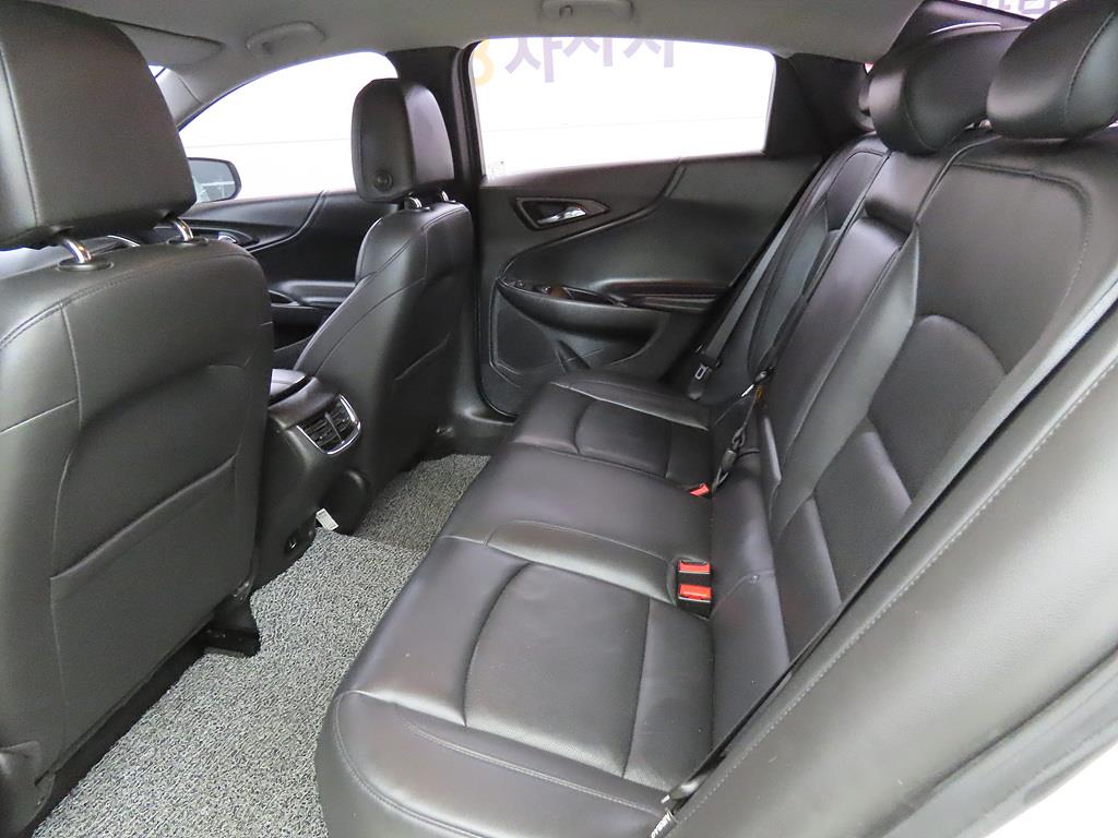 Chevrolet Malibu - Vista 7