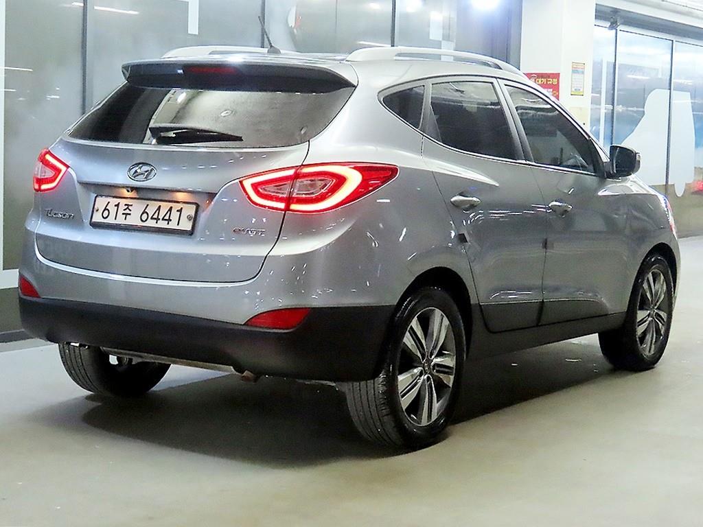 HYUNDAI Tucson - Vista 4