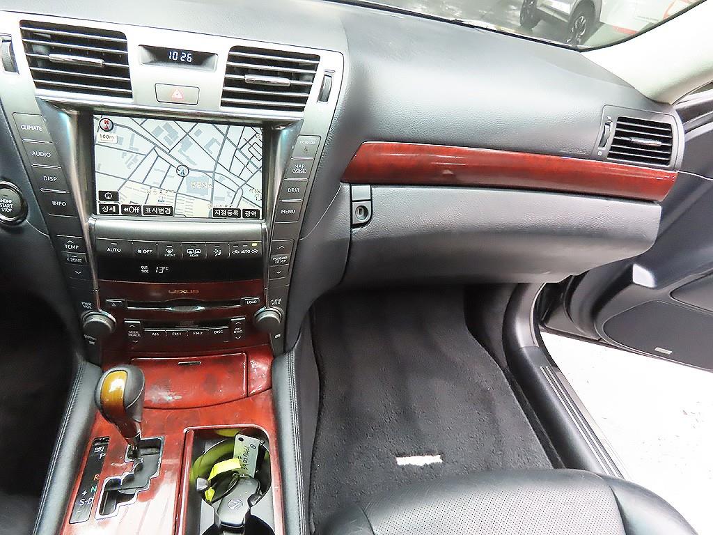 Lexus LS 2007 Negro - Importación desde Corea - HF Imports Iquique - Foto 13