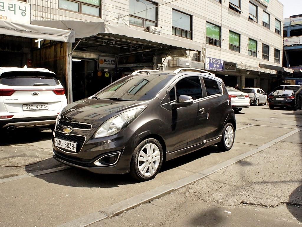 Chevrolet Spark - Vista 3