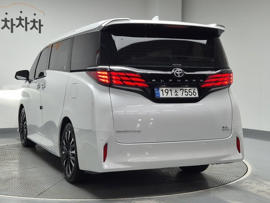 Toyota Alphard - Vista 3
