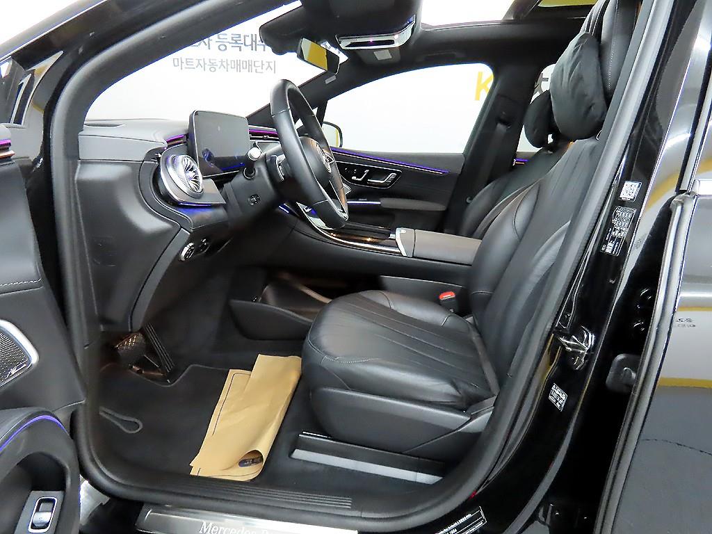 Mercedes Benz EQS - Vista 5