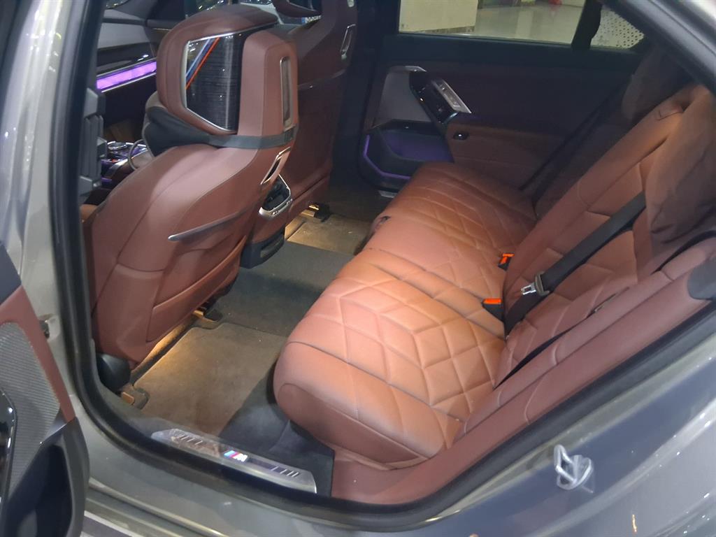 BMW 7 Series - Vista 7