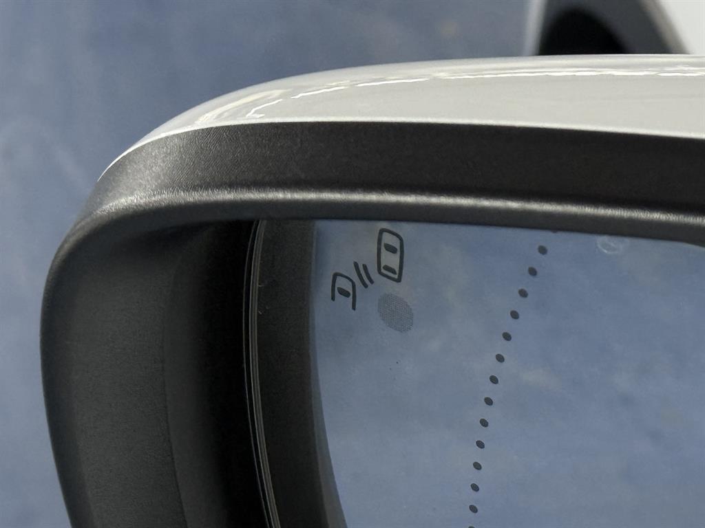 SAMSUNG QM6 - Vista 5