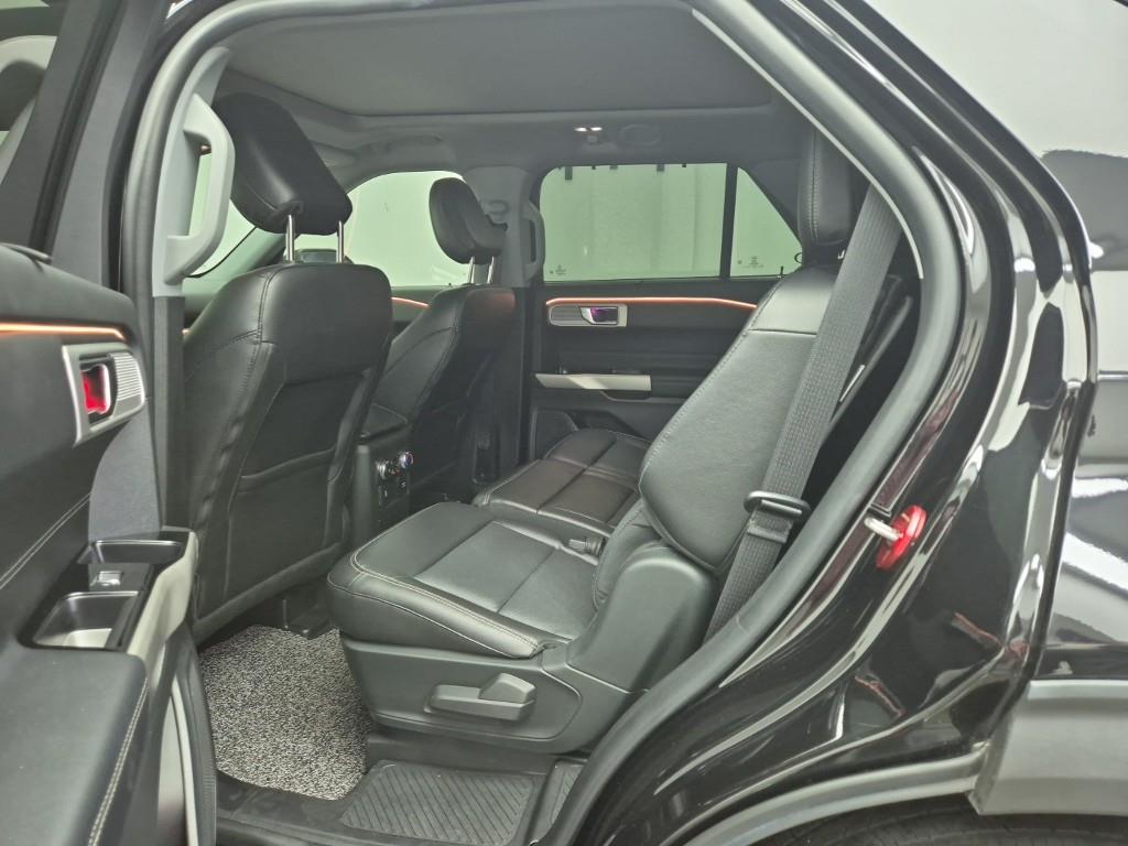 Ford Explorer - Vista 12