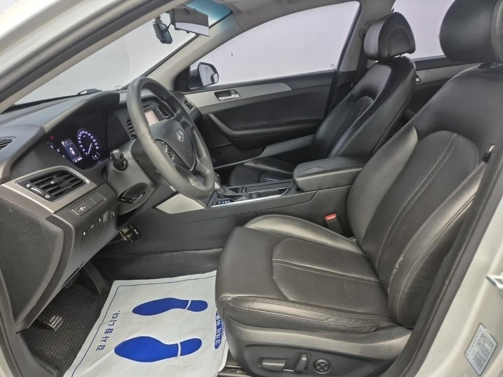 HYUNDAI Sonata - Vista 11