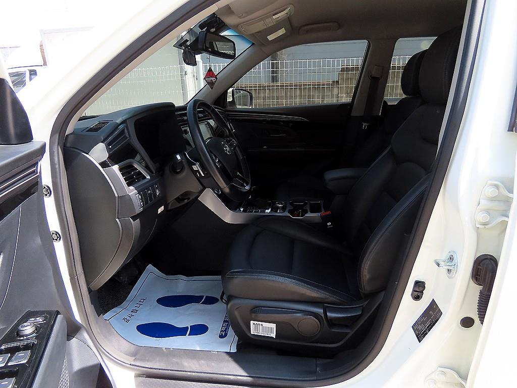 Ssangyong Korando - Vista 5