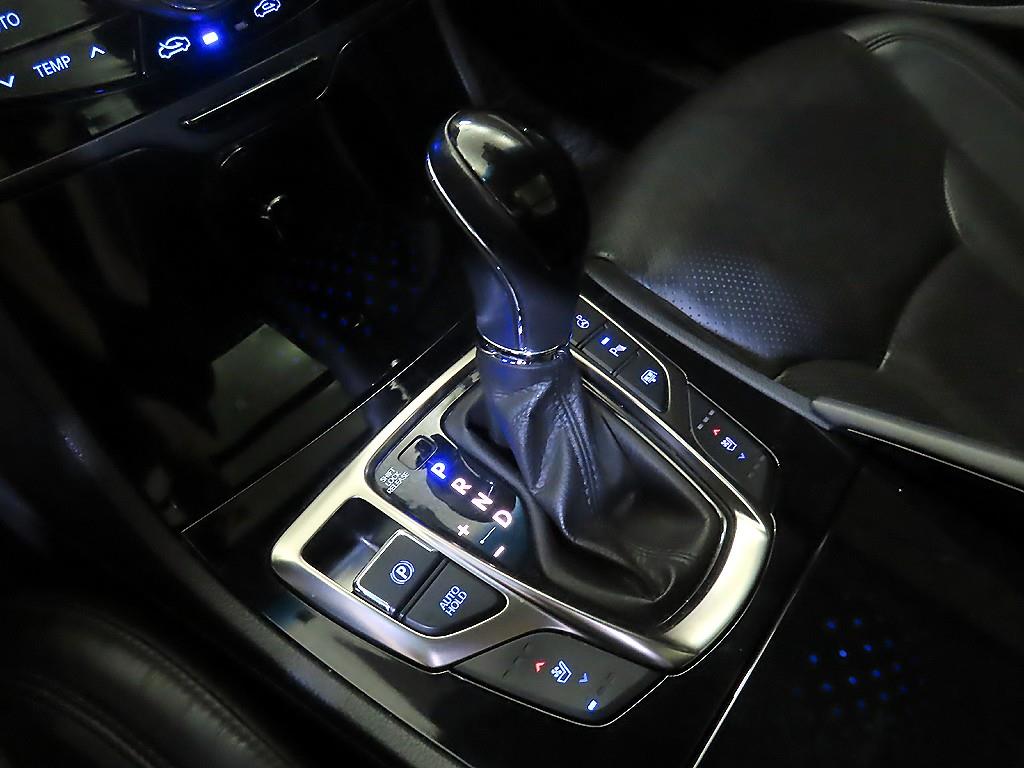 HYUNDAI Grandeur - Vista 12