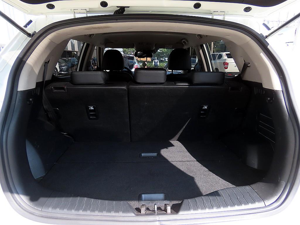 Ssangyong Tivoli 2022 Blanco - Importación desde Corea - HF Imports Iquique - Foto 18