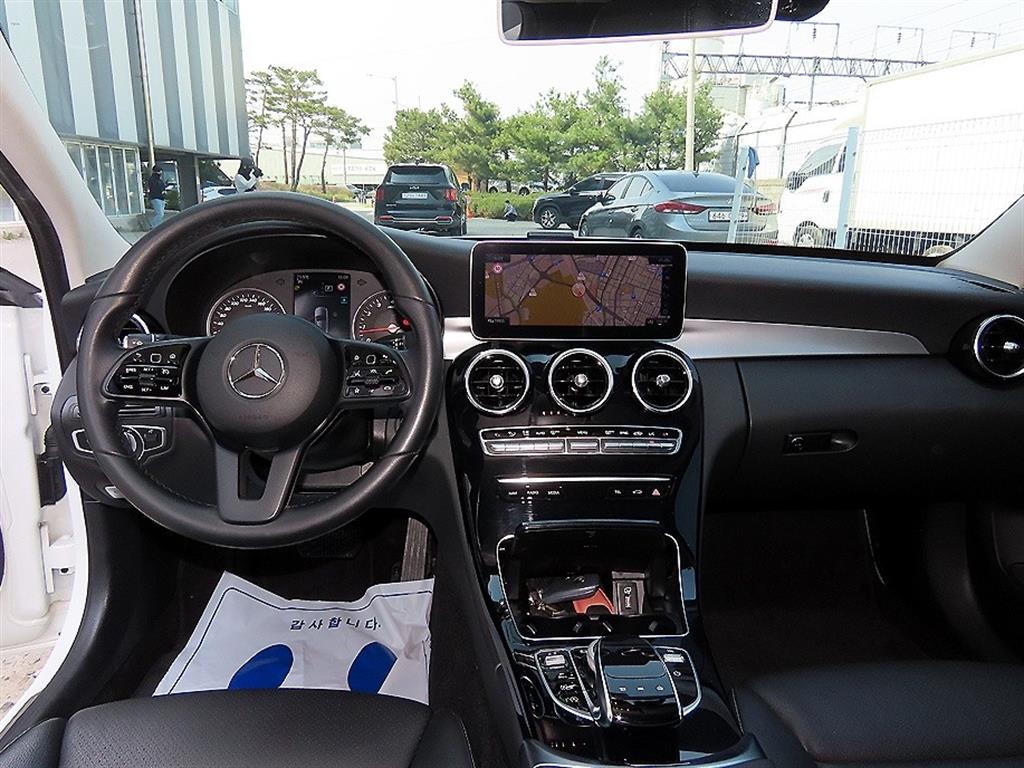 Mercedes Benz C Class - Vista 7