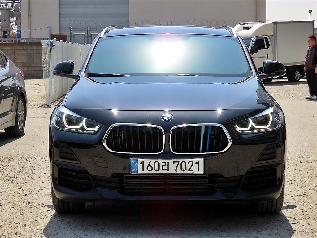 BMW X2