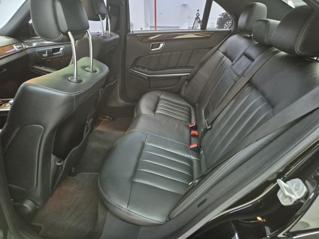 Mercedes Benz E class - Vista 11