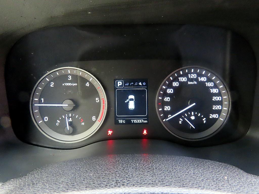 HYUNDAI Tucson - Vista 9