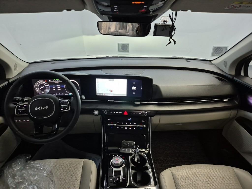 KIA Carnival - Vista 7