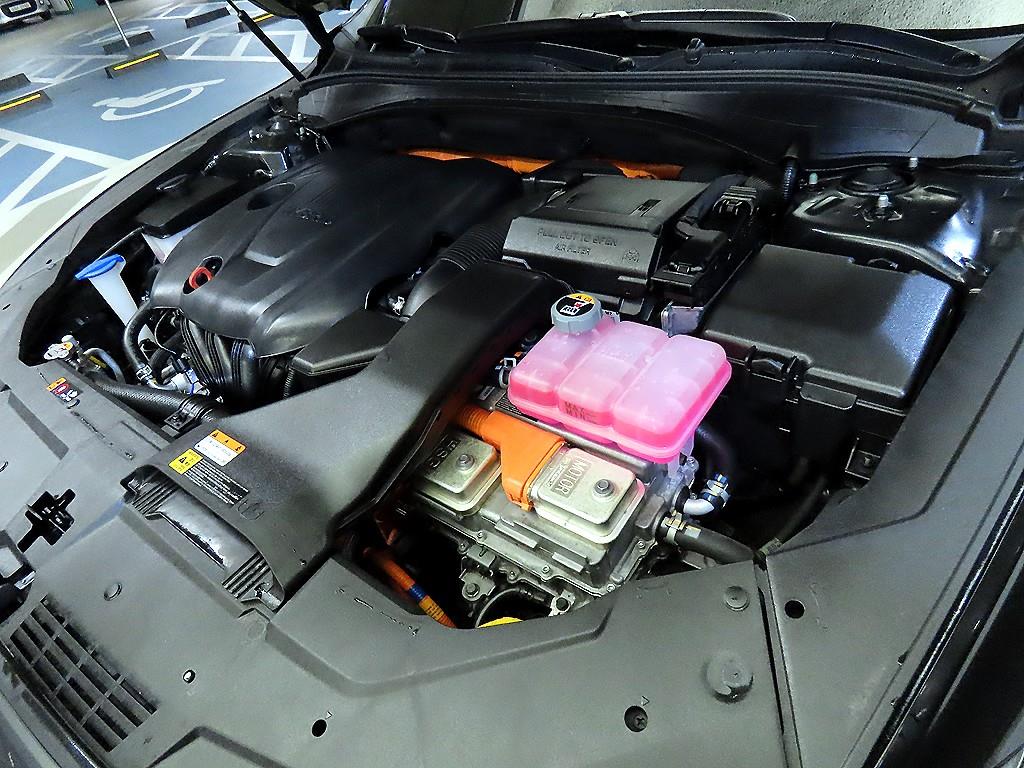 HYUNDAI Grandeur 2022 Negro - Importación desde Corea - HF Imports Iquique - Foto 19