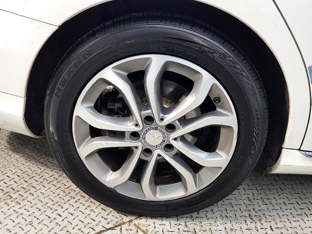Mercedes Benz C Class 2016 Negro - Importación desde Corea - HF Imports Iquique - Foto 20