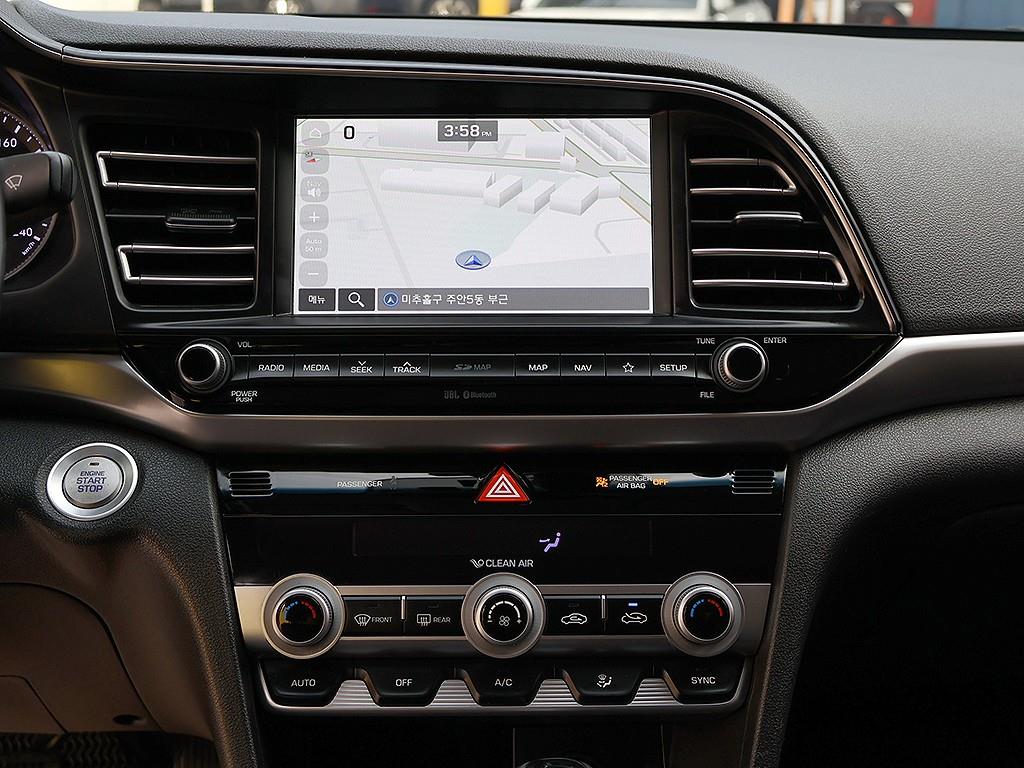 HYUNDAI Avante 2019 Azul - Importación desde Corea - HF Imports Iquique - Foto 9