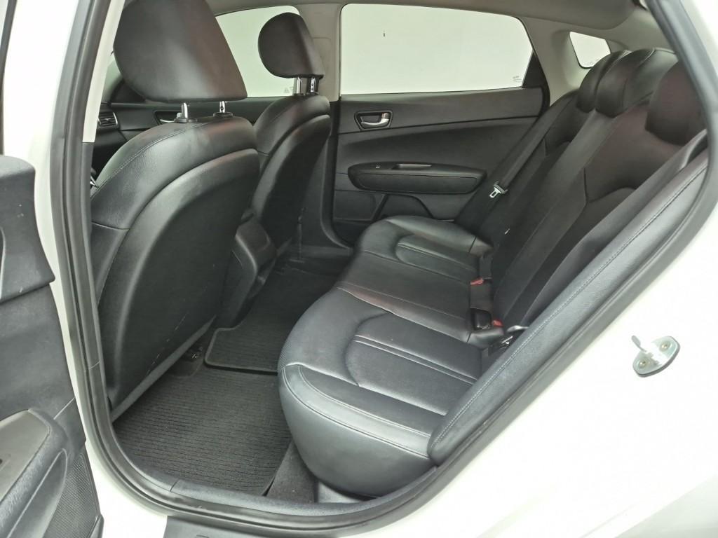 KIA K5 2017 Blanco - Importación desde Corea - HF Imports Iquique - Foto 18