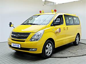 HYUNDAI Starex - Vista 4