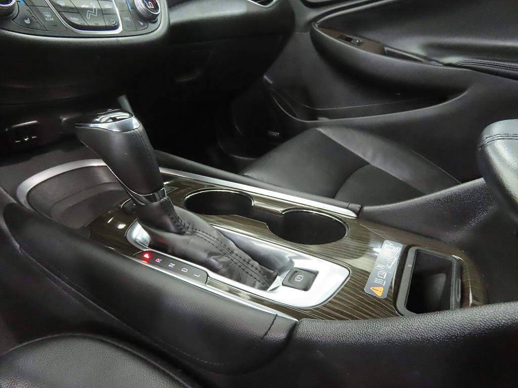 Chevrolet Malibu - Vista 11