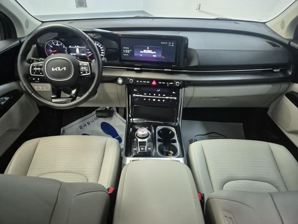 KIA Carnival - Vista 7