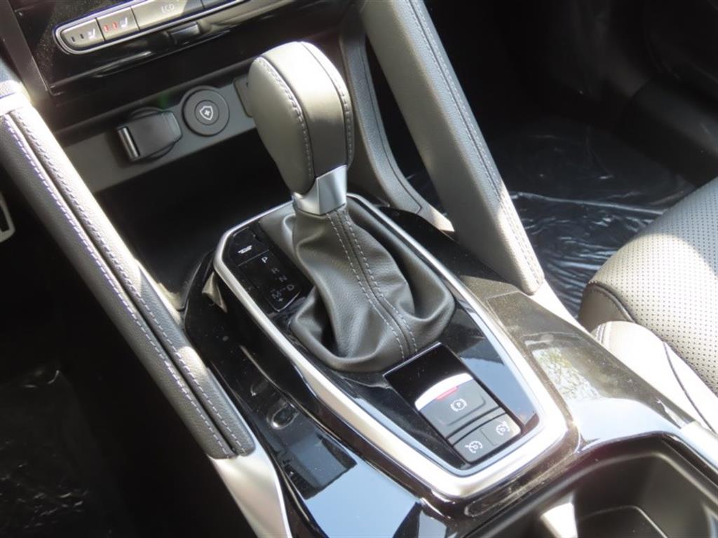 SAMSUNG QM6 - Vista 11