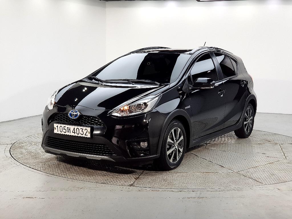 Toyota Prius 2021 Negro - Importación desde Corea - HF Imports Iquique - Foto 1