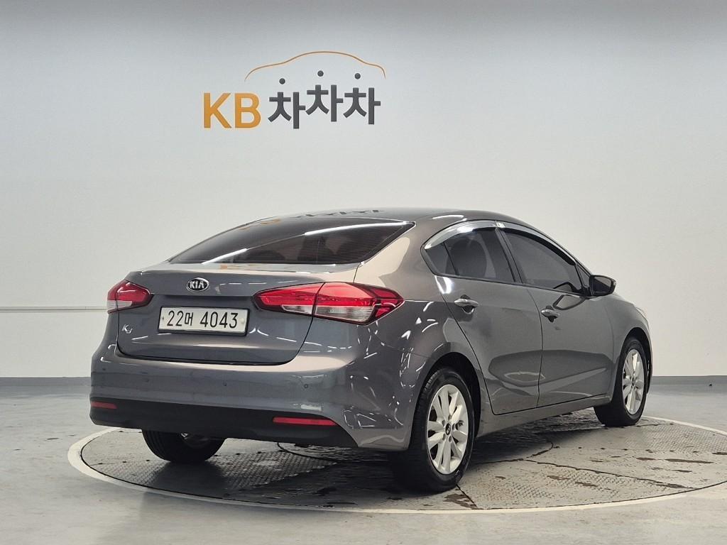 KIA K3 - Vista 2