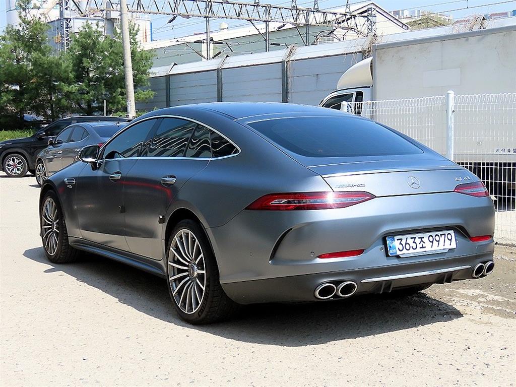 Mercedes Benz AMG GT - Vista 3