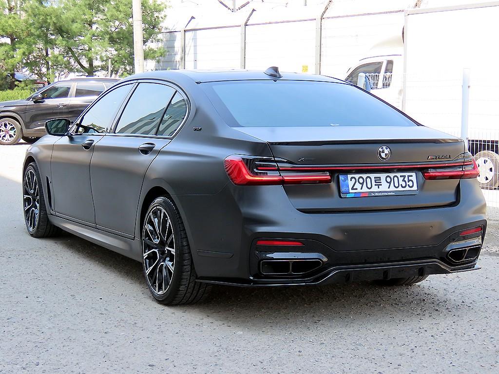 BMW 7 Series - Vista 3