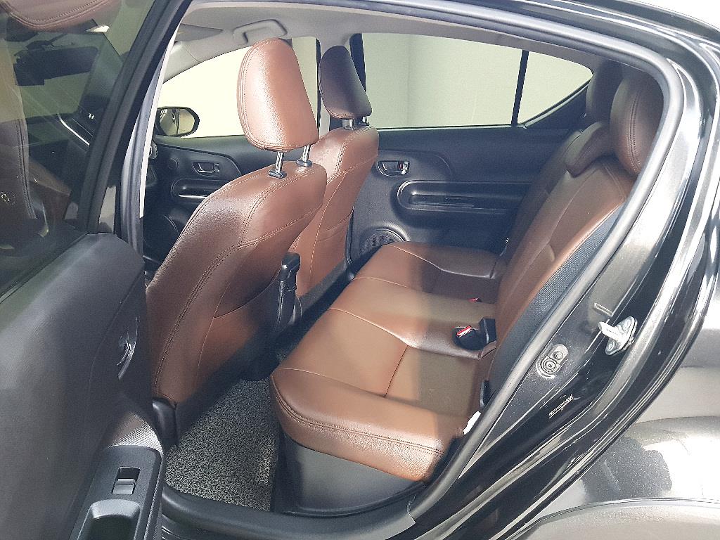 Toyota Prius - Vista 9