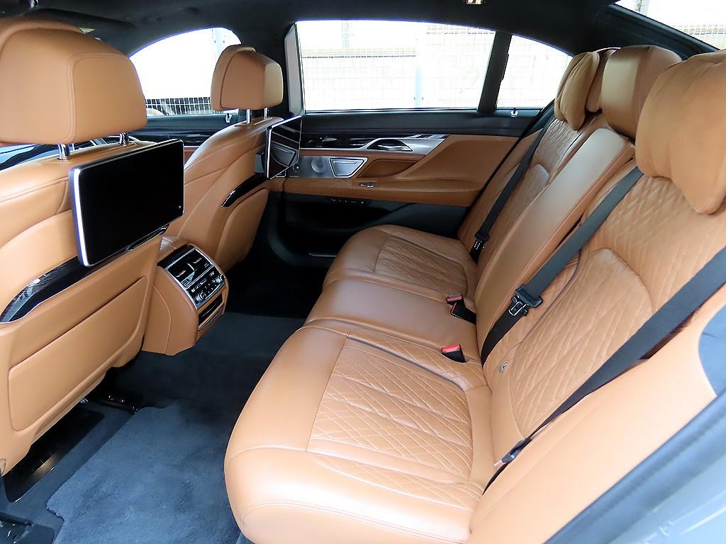 BMW 7 Series - Vista 6