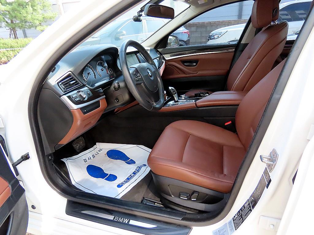 BMW 5 Series - Vista 5