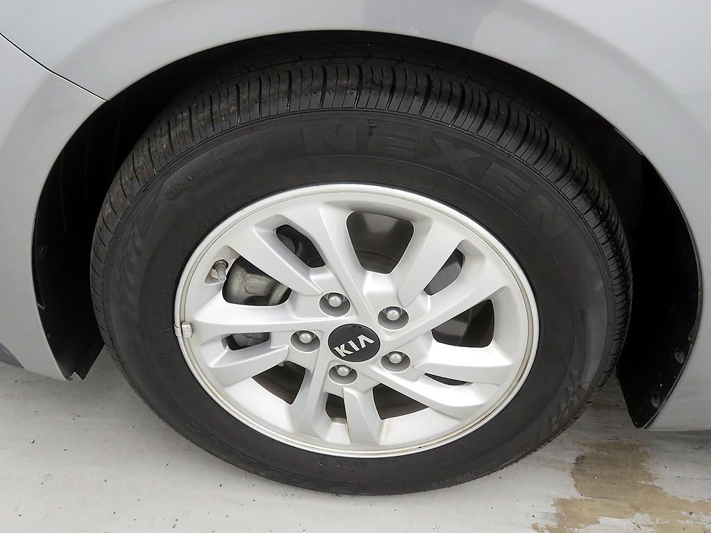 KIA K3 2021 Negro - Importación desde Corea - HF Imports Iquique - Foto 20