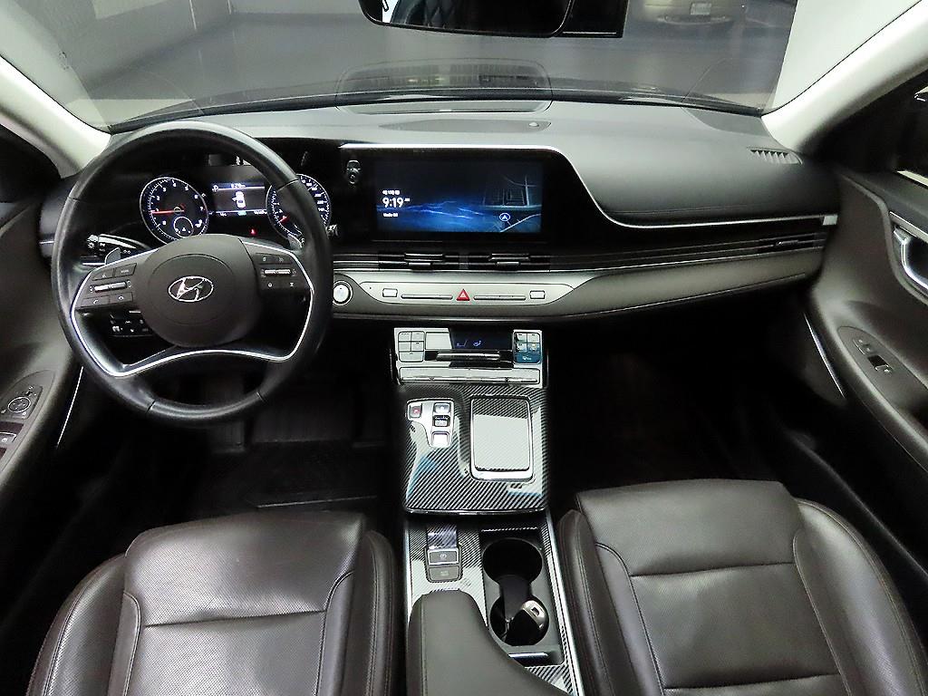 HYUNDAI Grandeur - Vista 8