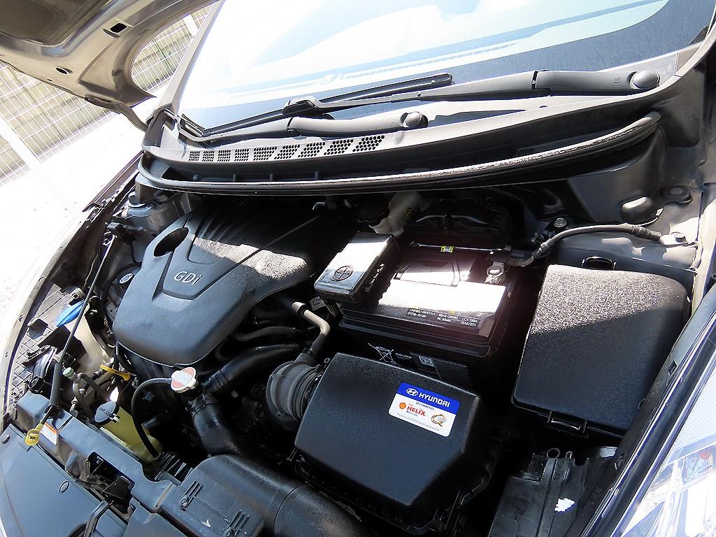 HYUNDAI Avante 2011 Gris - Importación desde Corea - HF Imports Iquique - Foto 19