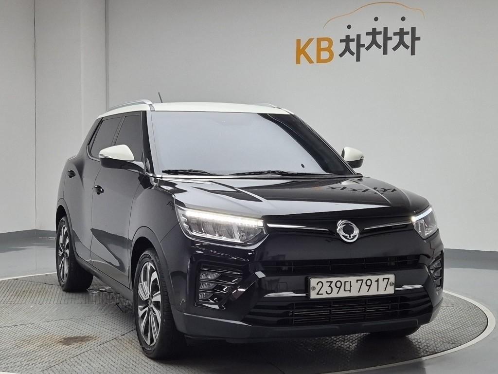 Ssangyong Tivoli - Vista 4