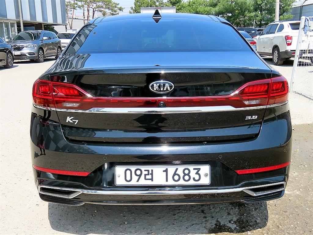 KIA K7 - Vista 4
